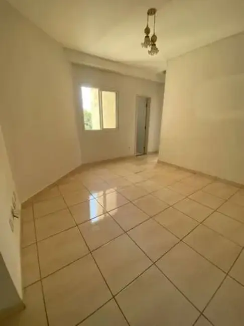 Foto 3 de Apartamento com 2 quartos para alugar, 70m2 em Vila São José, Taubate - SP