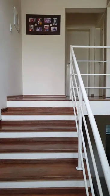Foto 4 de Casa com 3 quartos à venda, 300m2 em Tremembe - SP