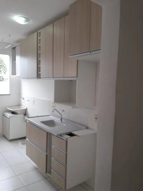Foto 2 de Apartamento com 2 quartos à venda e para alugar, 56m2 em Estiva, Taubate - SP