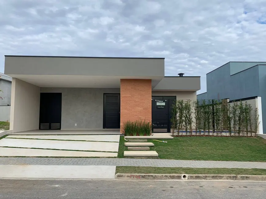 Foto 1 de Casa com 3 quartos à venda, 329m2 em Residencial Ouroville, Taubate - SP