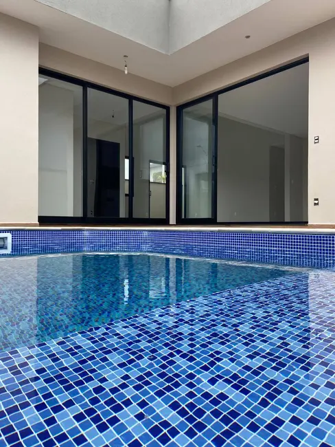 Foto 8 de Casa com 3 quartos à venda, 329m2 em Residencial Ouroville, Taubate - SP