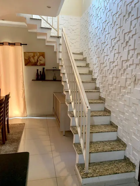 Foto 5 de Casa com 4 quartos à venda, 300m2 em Residencial Portal da Mantiqueira, Taubate - SP