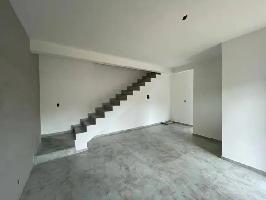 Foto 4 de Casa com 2 quartos à venda, 140m2 em Morada dos Nobres, Taubate - SP