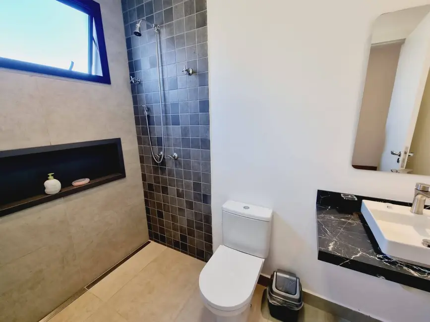 Foto 20 de Casa à venda, 300m2 em Piracangaguá, Taubate - SP