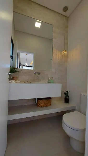 Foto 6 de Casa com 3 quartos à venda e para alugar, 300m2 em Tremembe - SP