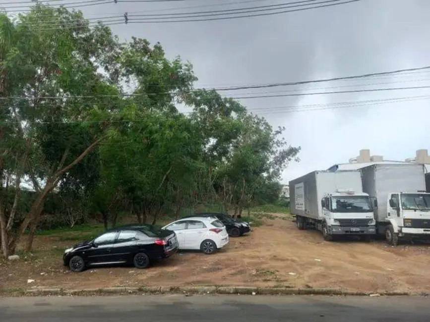 Foto 3 de Terreno / Lote à venda, 2334m2 em Esplanada Independência, Taubate - SP