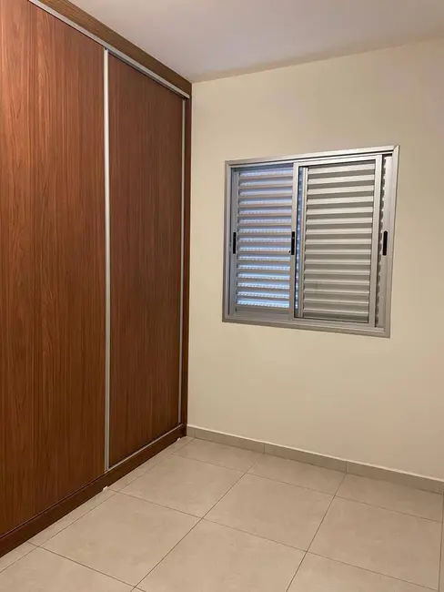 Foto 9 de Apartamento com 3 quartos para alugar, 75m2 em Parque Senhor do Bonfim, Taubate - SP
