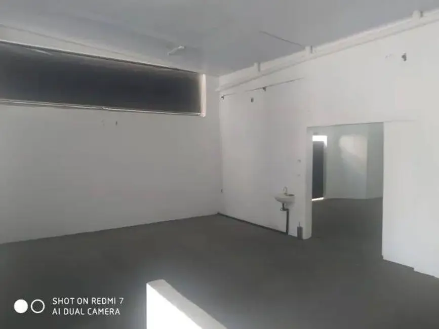 Foto 3 de Sala Comercial para alugar, 230m2 em Taubate - SP