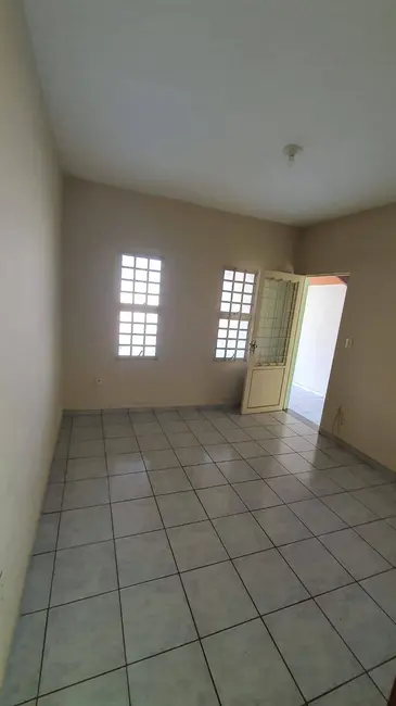 Foto 6 de Casa com 2 quartos à venda, 125m2 em Esplanada Independência, Taubate - SP