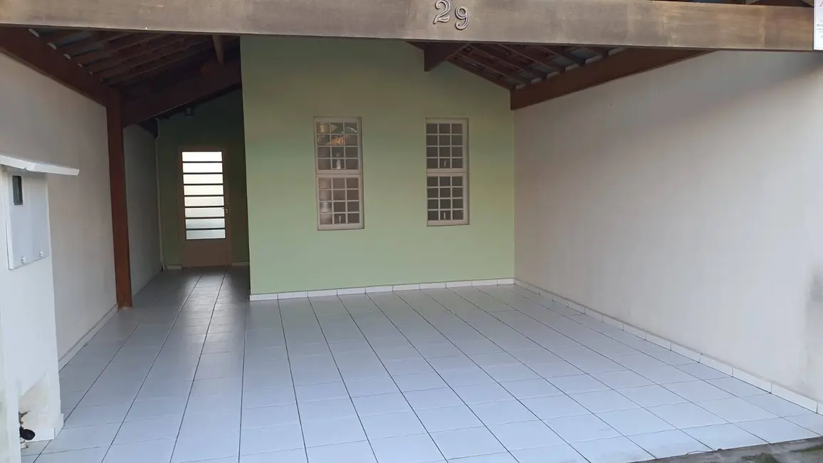 Foto 1 de Casa com 2 quartos à venda, 125m2 em Esplanada Independência, Taubate - SP