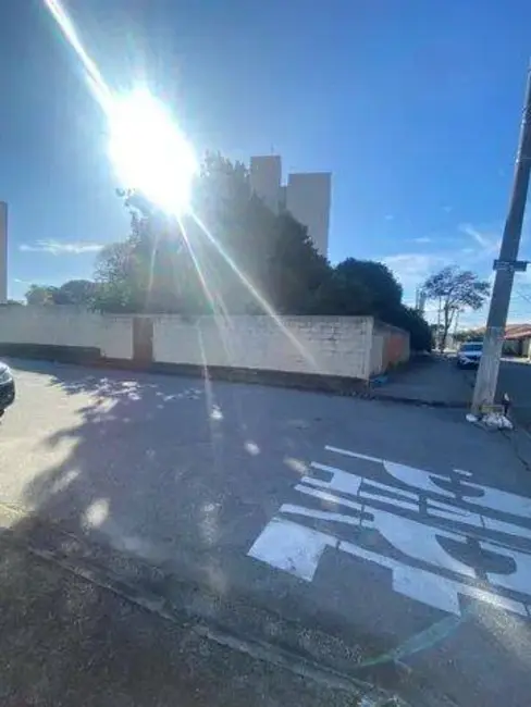 Foto 2 de Terreno / Lote à venda, 577m2 em Vila Aparecida, Taubate - SP