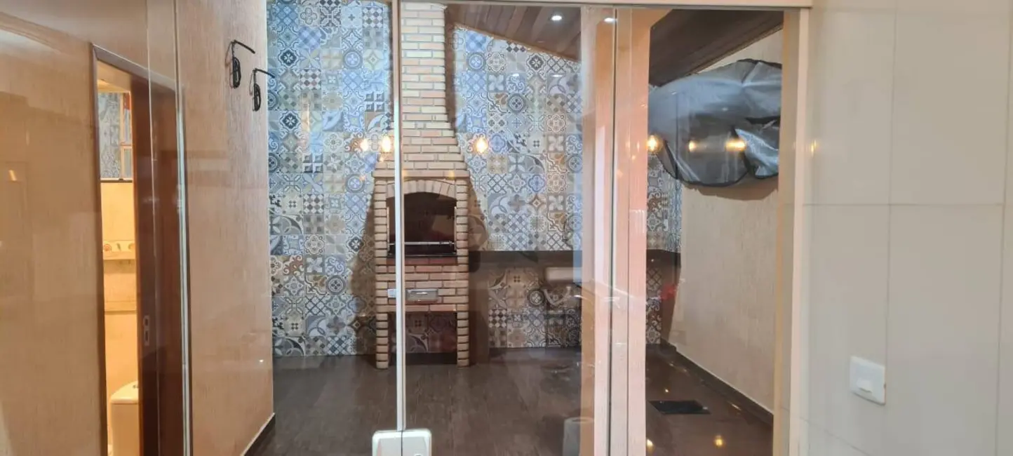 Foto 4 de Casa com 3 quartos à venda, 140m2 em Residencial Estoril, Taubate - SP