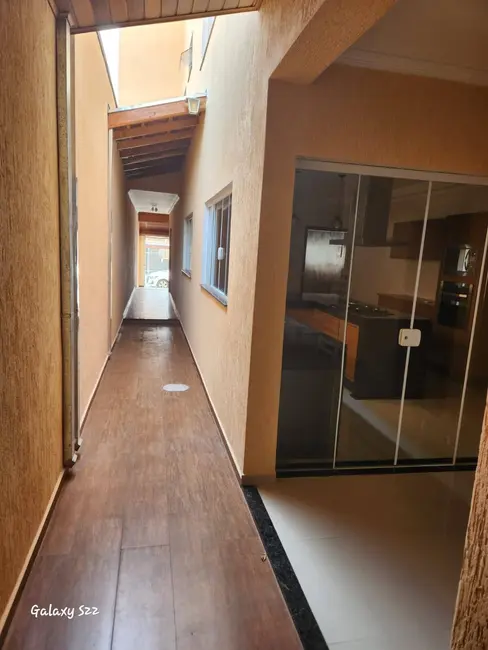 Foto 5 de Casa com 3 quartos à venda, 140m2 em Residencial Estoril, Taubate - SP