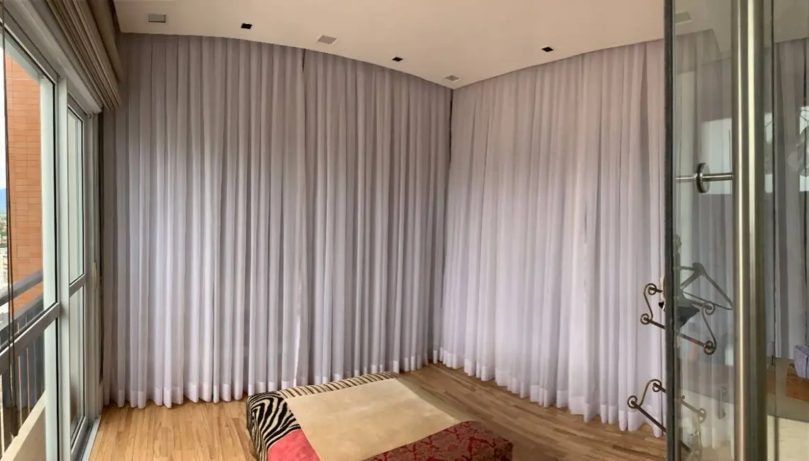 Foto 8 de Apartamento com 4 quartos à venda, 235m2 em Jardim das Nações, Taubate - SP