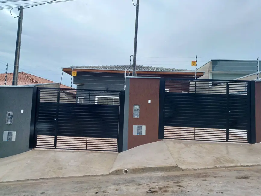 Foto 1 de Casa com 2 quartos à venda, 125m2 em Jardim Continental II, Taubate - SP