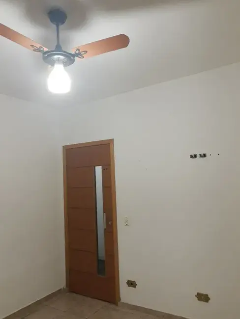 Foto 5 de Casa com 2 quartos à venda, 125m2 em Parque Piratininga, Taubate - SP