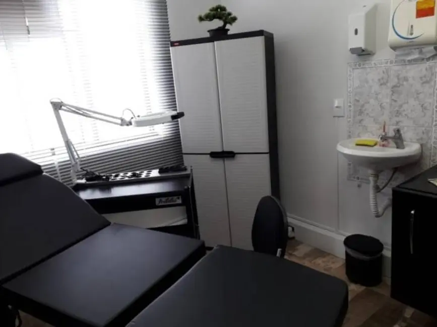 Foto 2 de Sala Comercial à venda e para alugar, 30m2 em Centro, Taubate - SP