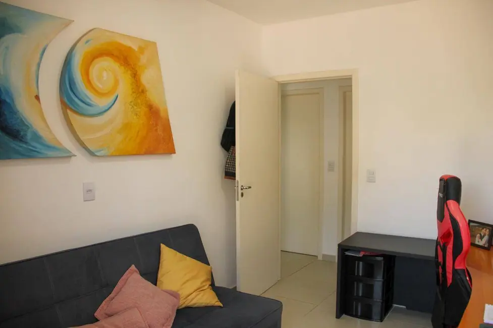 Foto 8 de Casa de Condomínio com 2 quartos à venda, 71m2 em Granjas Panorama, Taubate - SP