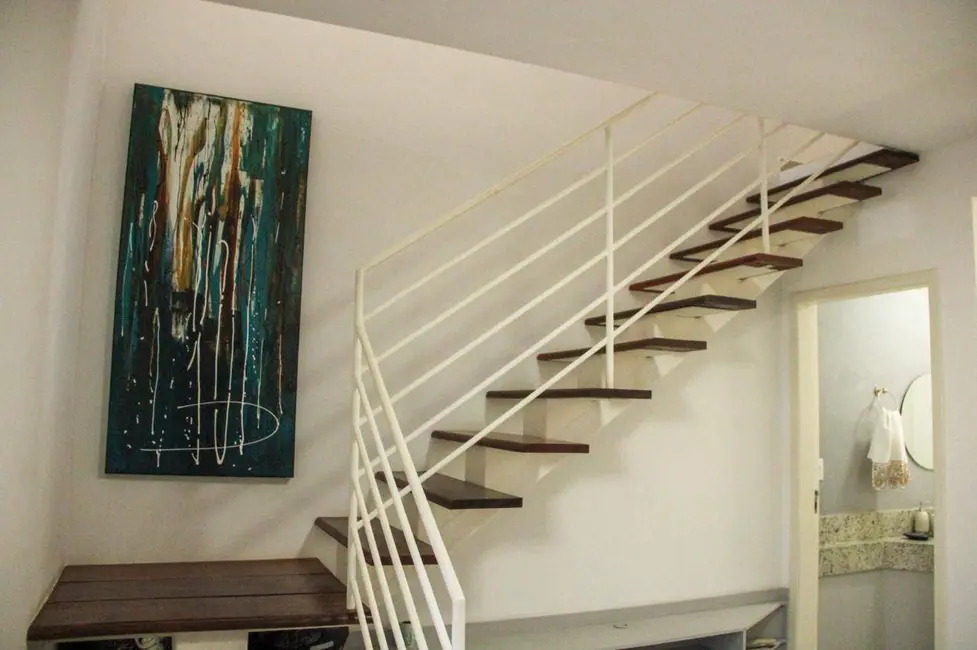 Foto 4 de Casa de Condomínio com 2 quartos à venda, 71m2 em Granjas Panorama, Taubate - SP