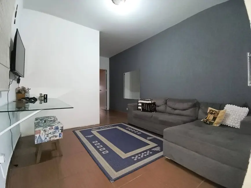 Casa com 4 quartos para alugar, 200m2 em Jardim Bela Vista, Taubate - SP - imagem 8 Foto 8 de Casa com 4 quartos para alugar, 200m2 em Jardim Bela Vista, Taubate - SP