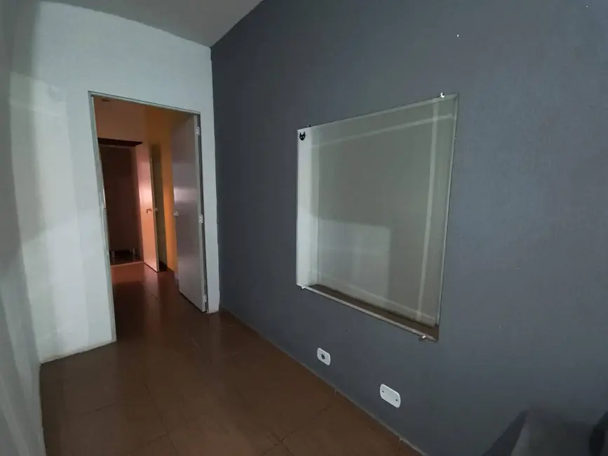 Casa com 4 quartos para alugar, 200m2 em Jardim Bela Vista, Taubate - SP - imagem 9 Foto 9 de Casa com 4 quartos para alugar, 200m2 em Jardim Bela Vista, Taubate - SP