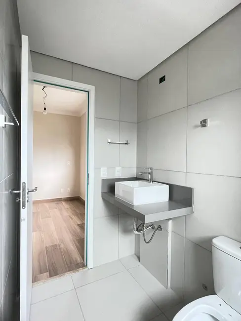 Foto 9 de Apartamento com 3 quartos para alugar, 110m2 em Jardim das Nações, Taubate - SP