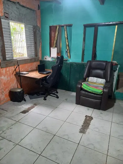 Chácara com 2 quartos à venda, 450m2 em Capivari, Sao Bernardo Do Campo - SP - imagem 4 Foto 4 de Chácara com 2 quartos à venda, 450m2 em Capivari, Sao Bernardo Do Campo - SP