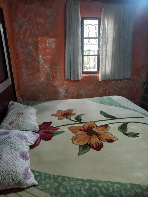 Chácara com 2 quartos à venda, 450m2 em Capivari, Sao Bernardo Do Campo - SP - imagem 2 Foto 2 de Chácara com 2 quartos à venda, 450m2 em Capivari, Sao Bernardo Do Campo - SP