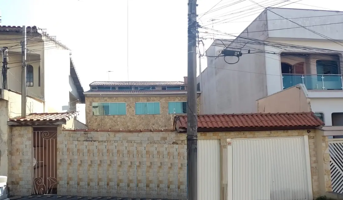 Foto 1 de Casa com 4 quartos para alugar, 450m2 em Jardim Las Vegas, Santo Andre - SP