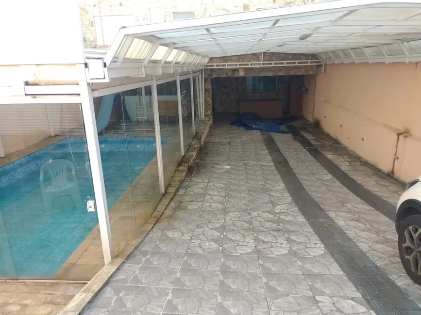 Foto 7 de Casa com 4 quartos para alugar, 450m2 em Jardim Las Vegas, Santo Andre - SP