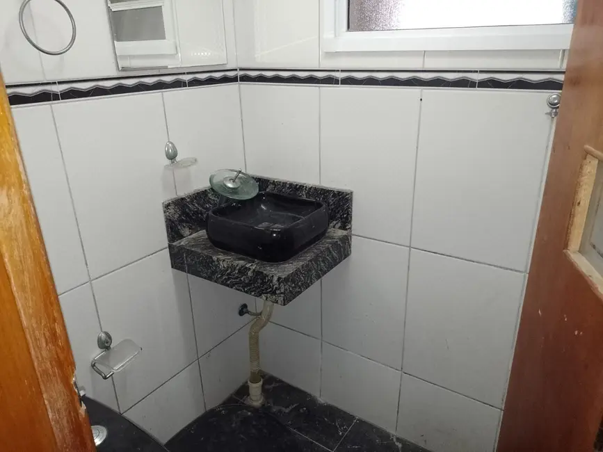 Foto 6 de Casa com 4 quartos para alugar, 450m2 em Jardim Las Vegas, Santo Andre - SP