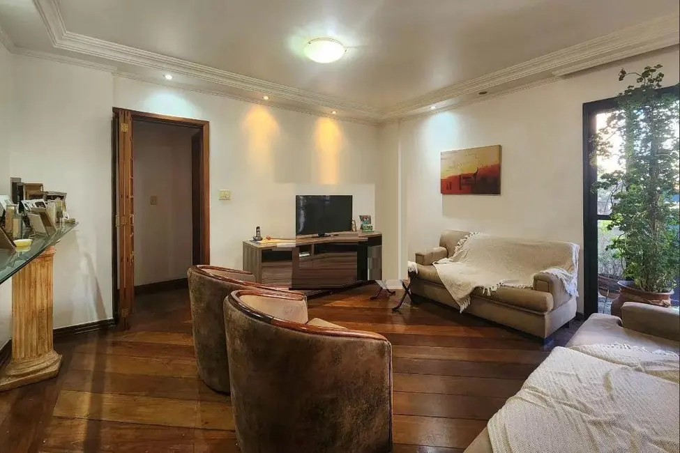 Apartamento com 3 quartos à venda, 156m2 em Santo Antônio, Sao Caetano Do Sul - SP - imagem 3 Foto 3 de Apartamento com 3 quartos à venda, 156m2 em Santo Antônio, Sao Caetano Do Sul - SP