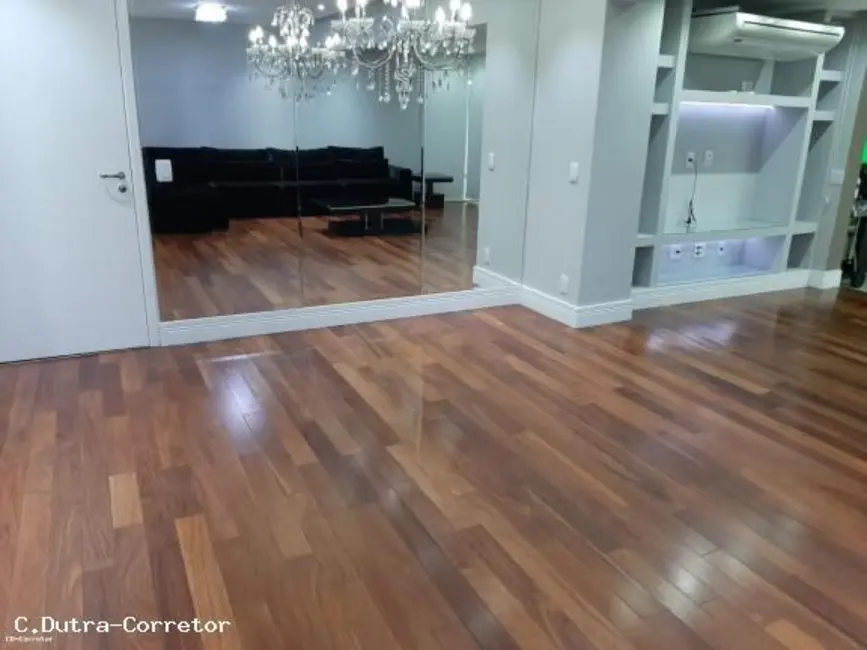 Foto 2 de Apartamento com 3 quartos à venda, 190m2 em Vila Firmiano Pinto, São Paulo - SP