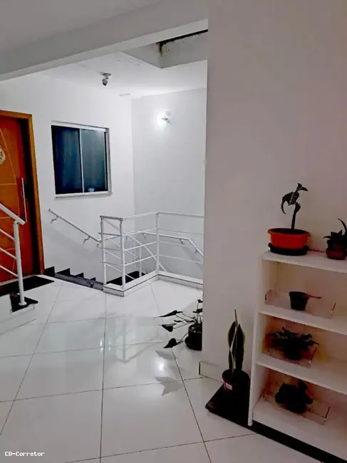 Apartamento com 2 quartos à venda, 52m2 em Jardim Utinga, Santo Andre - SP - imagem 2 Foto 2 de Apartamento com 2 quartos à venda, 52m2 em Jardim Utinga, Santo Andre - SP
