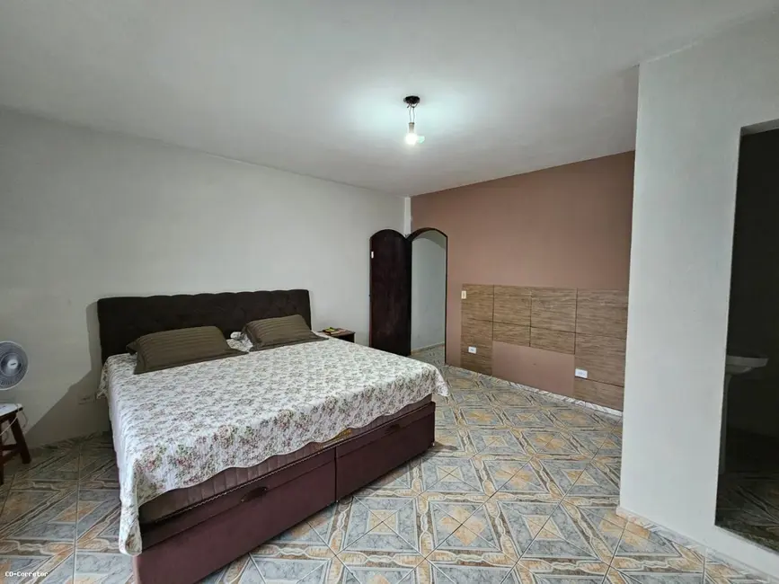 Casa com 3 quartos à venda, 260m2 em Jardim Olinda, Maua - SP - imagem 7 Foto 7 de Casa com 3 quartos à venda, 260m2 em Jardim Olinda, Maua - SP