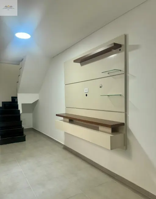 Foto 2 de Apartamento com 2 quartos para alugar, 44m2 em Vila Pires, Santo Andre - SP