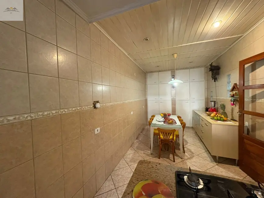 Casa com 3 quartos à venda, 350m2 em Rudge Ramos, Sao Bernardo Do Campo - SP - imagem 9 Foto 9 de Casa com 3 quartos à venda, 350m2 em Rudge Ramos, Sao Bernardo Do Campo - SP