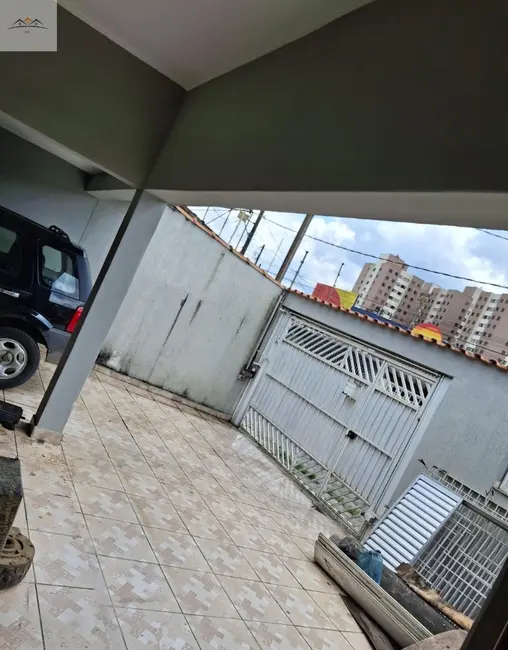 Foto 2 de Casa com 5 quartos à venda, 250m2 em Jardim Irene, Santo Andre - SP