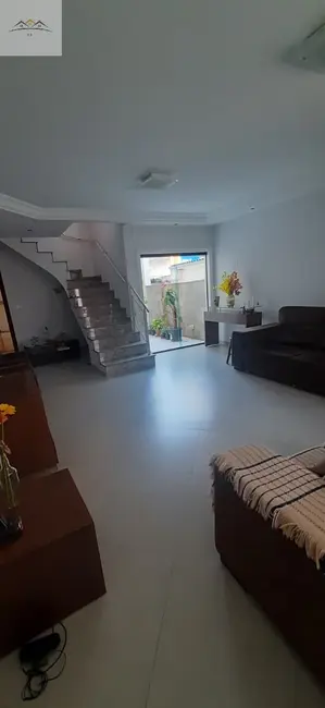 Casa com 3 quartos à venda, 139m2 em Jardim Las Vegas, Santo Andre - SP - imagem 7 Foto 7 de Casa com 3 quartos à venda, 139m2 em Jardim Las Vegas, Santo Andre - SP