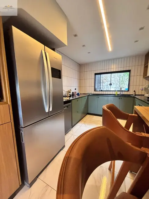 Foto 3 de Casa com 3 quartos à venda, 150m2 em Santa Luzia, Ribeirao Pires - SP