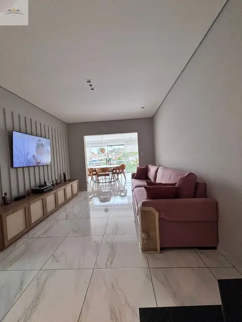 Foto 2 de Casa com 3 quartos à venda, 150m2 em Santa Luzia, Ribeirao Pires - SP