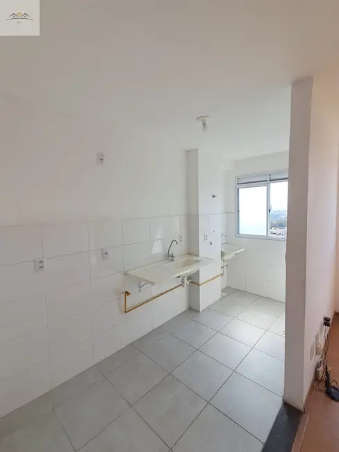 Apartamento com 2 quartos à venda, 44m2 em Parque São Vicente, Maua - SP - imagem 2 Foto 2 de Apartamento com 2 quartos à venda, 44m2 em Parque São Vicente, Maua - SP