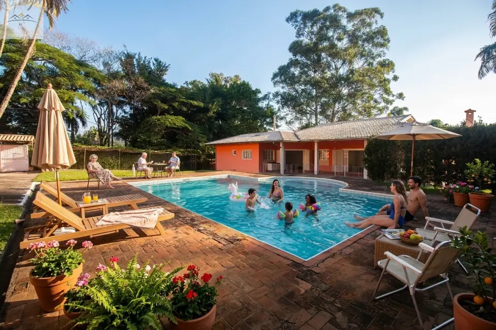 Foto 2 de Chácara com 3 quartos à venda, 3000m2 em Chácara Represinha, Cotia - SP