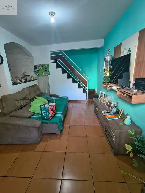Foto 2 de Casa com 2 quartos à venda, 120m2 em Jardim Mauá, Maua - SP
