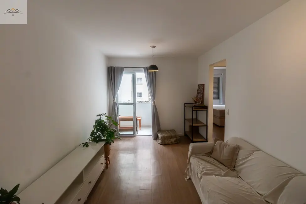 Foto 2 de Apartamento com 2 quartos para alugar, 60m2 em Itaim Bibi, São Paulo - SP