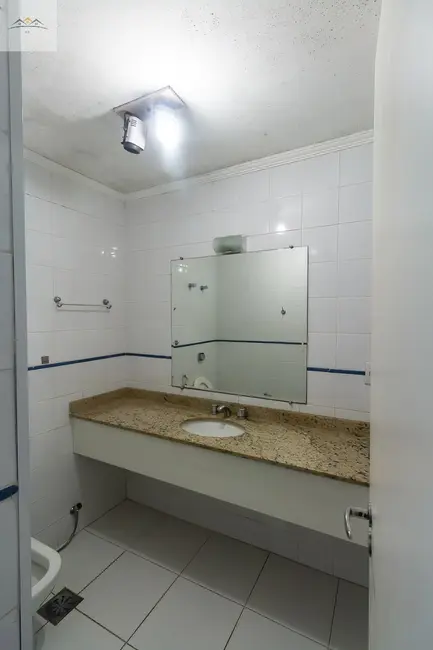 Foto 9 de Apartamento com 3 quartos para alugar, 130m2 em Itaim Bibi, São Paulo - SP