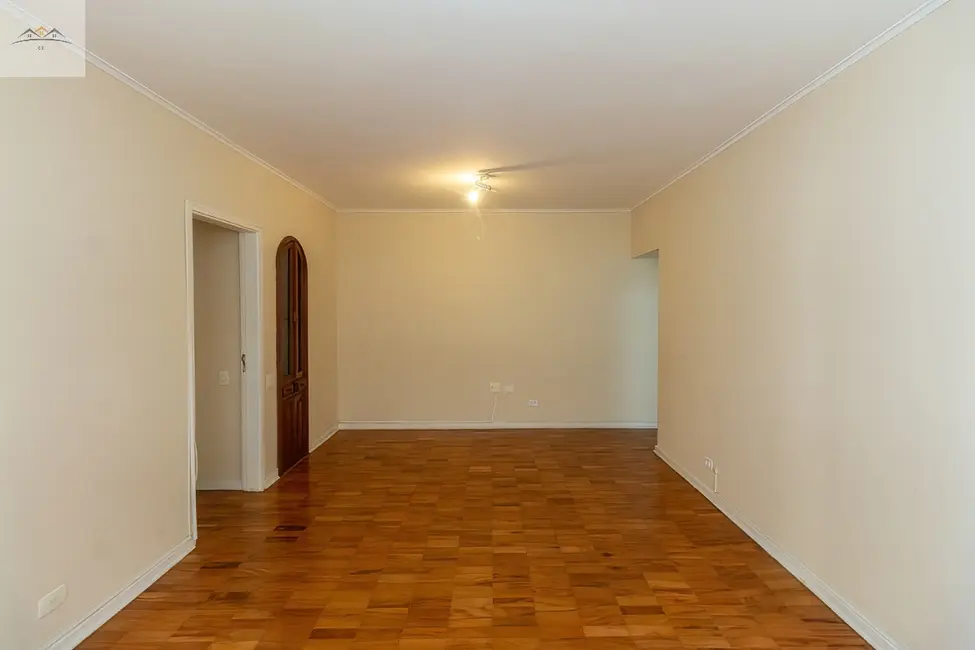 Foto 3 de Apartamento com 3 quartos para alugar, 130m2 em Itaim Bibi, São Paulo - SP
