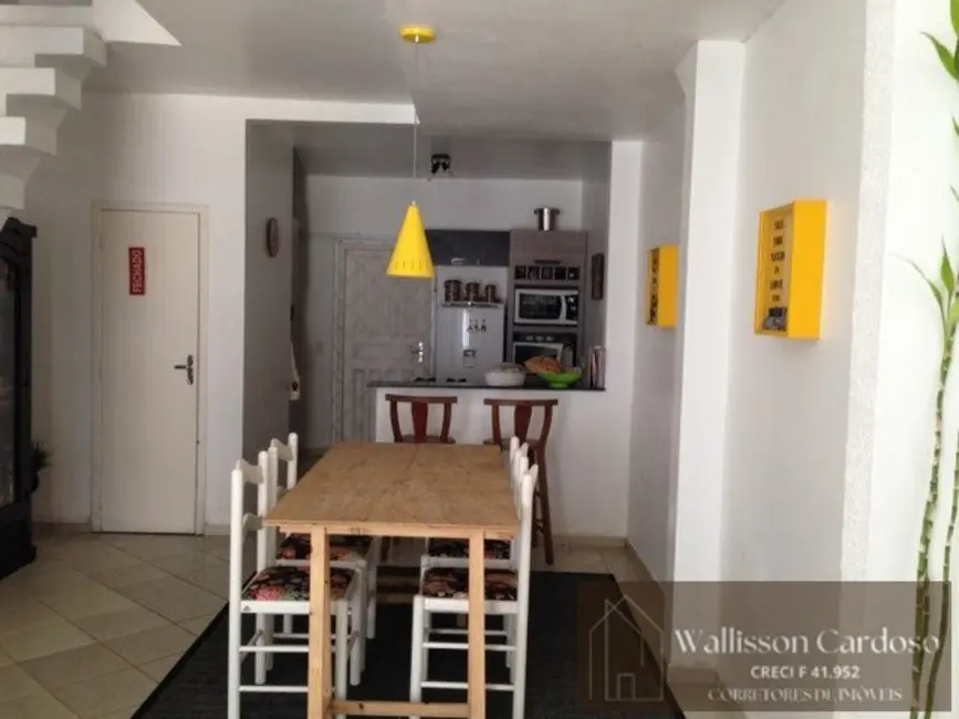 Sobrado com 2 quartos à venda, 158m2 em Nova Esperança, Balneario Camboriu - SC - imagem 3 Foto 3 de Sobrado com 2 quartos à venda, 158m2 em Nova Esperança, Balneario Camboriu - SC