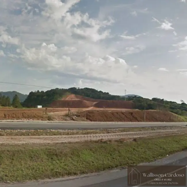 Foto 2 de Terreno / Lote à venda, 50000m2 em Camboriu - SC