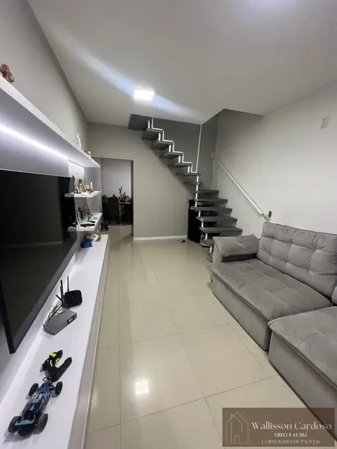 Foto 1 de Sobrado com 2 quartos à venda, 105m2 em Rio Pequeno, Camboriu - SC